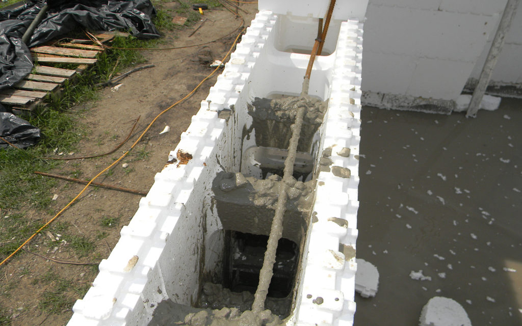 icf wall install and pour